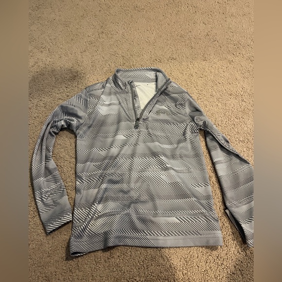 Under armour quarter zip pull over for boys - Picture 1 of 2